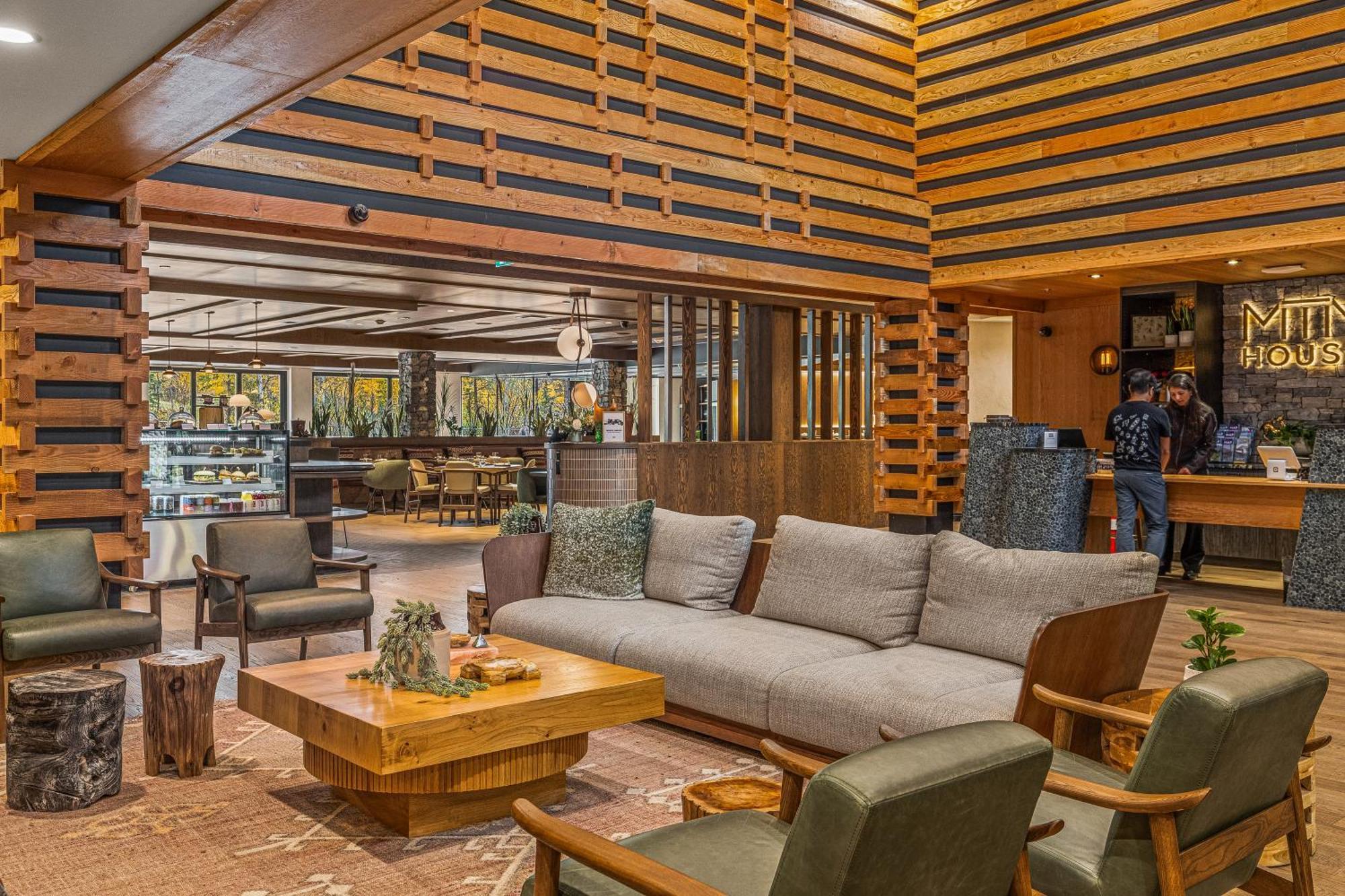 Hotel Mtn House By Basecamp Canmore Exteriér fotografie