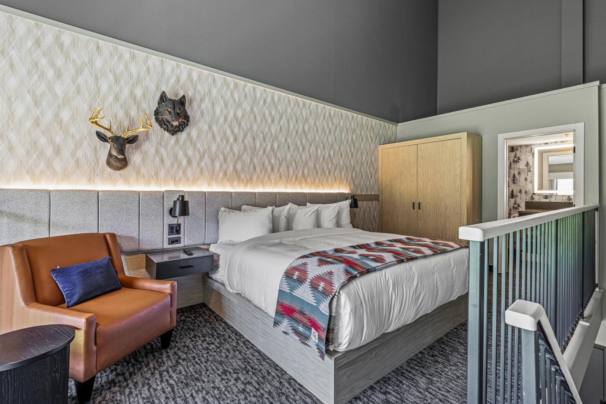 Hotel Mtn House By Basecamp Canmore Exteriér fotografie