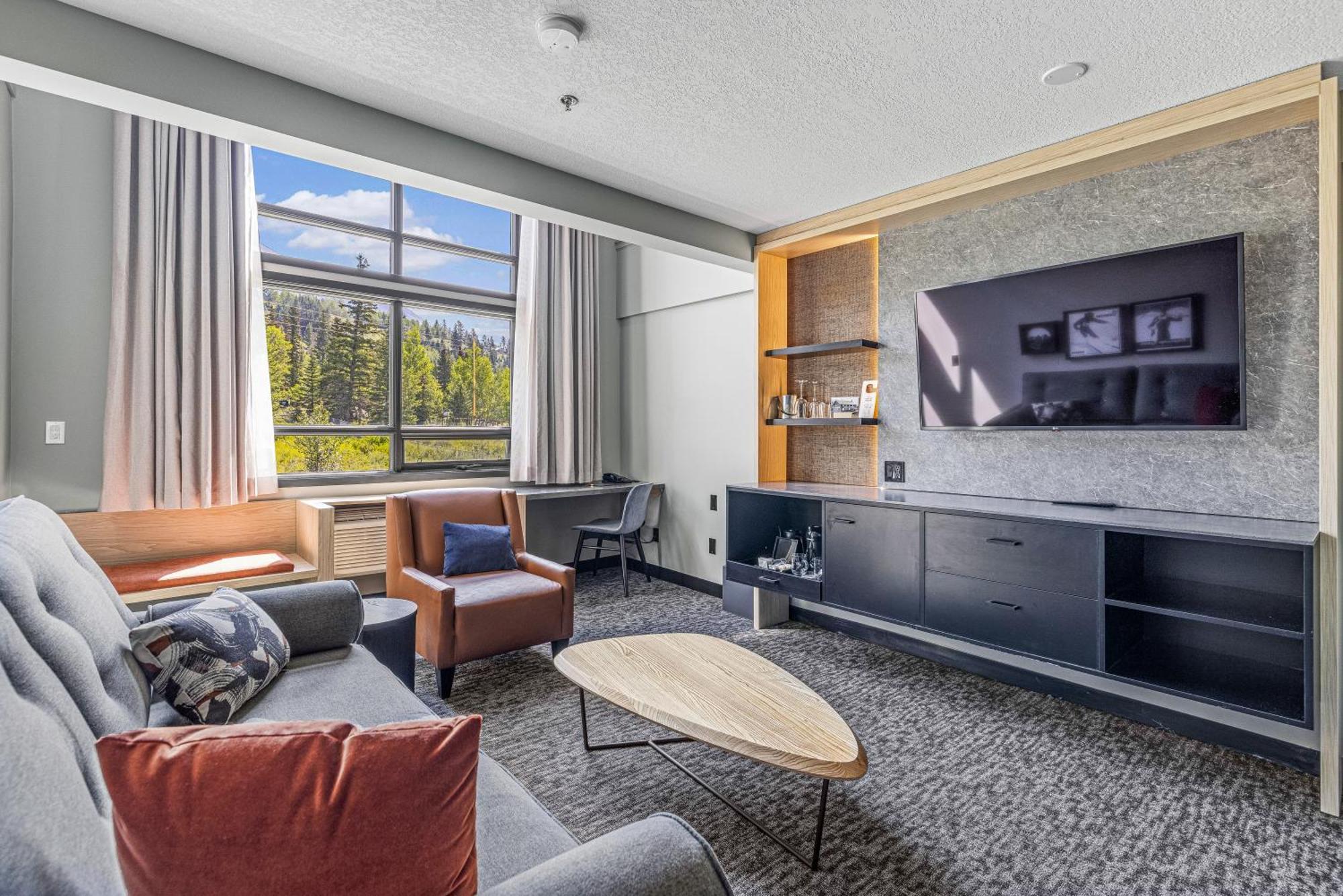 Hotel Mtn House By Basecamp Canmore Exteriér fotografie