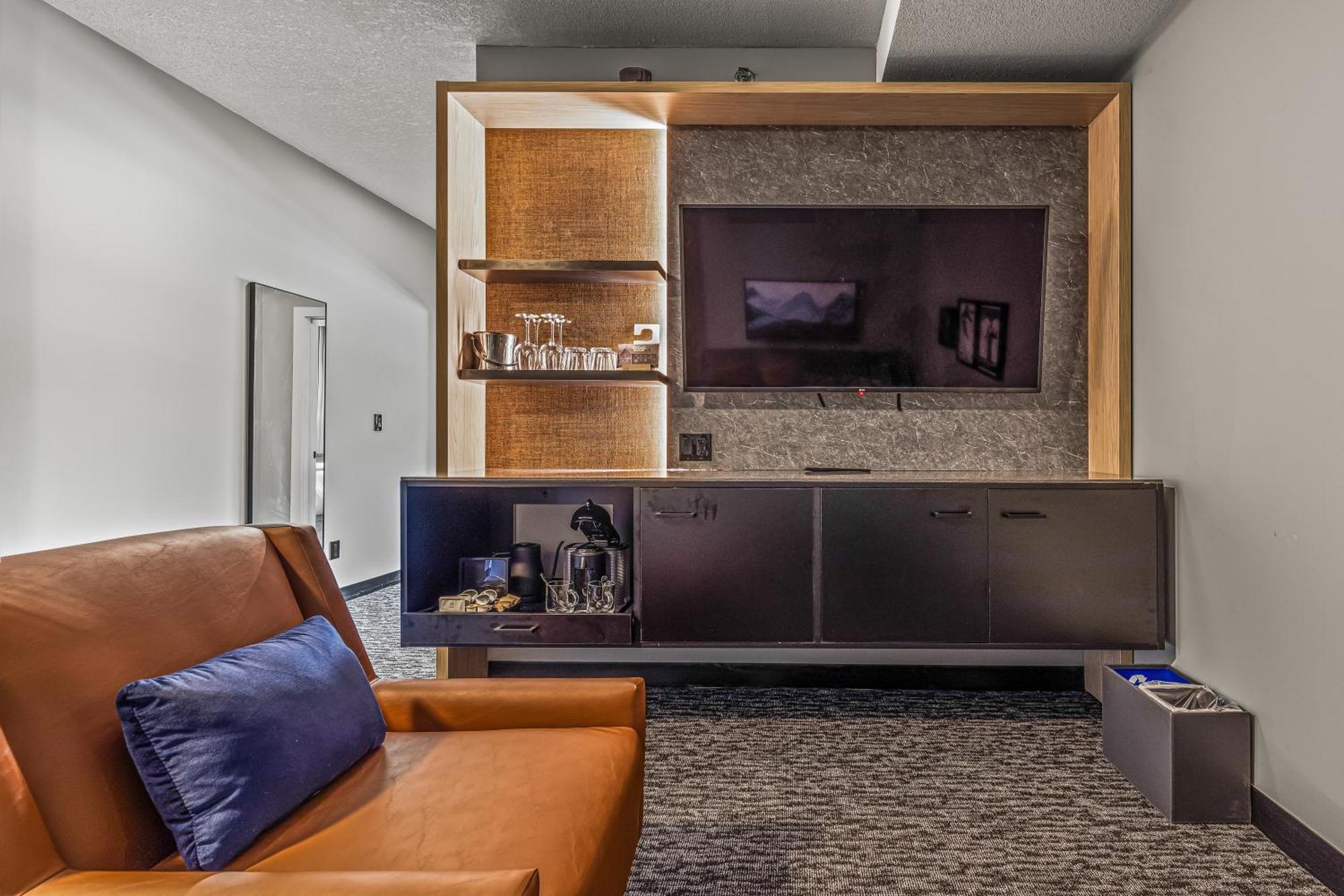 Hotel Mtn House By Basecamp Canmore Exteriér fotografie