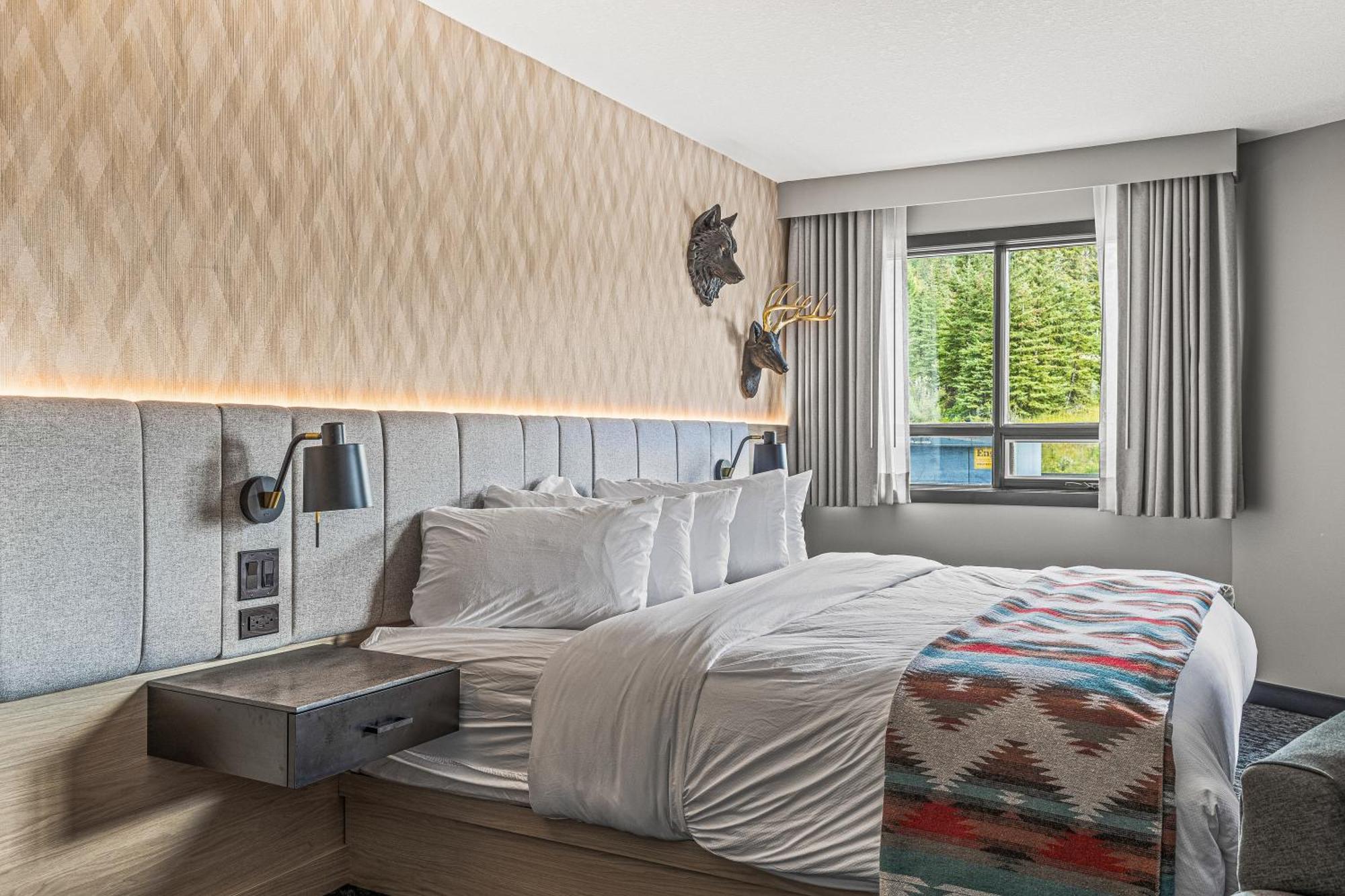 Hotel Mtn House By Basecamp Canmore Exteriér fotografie